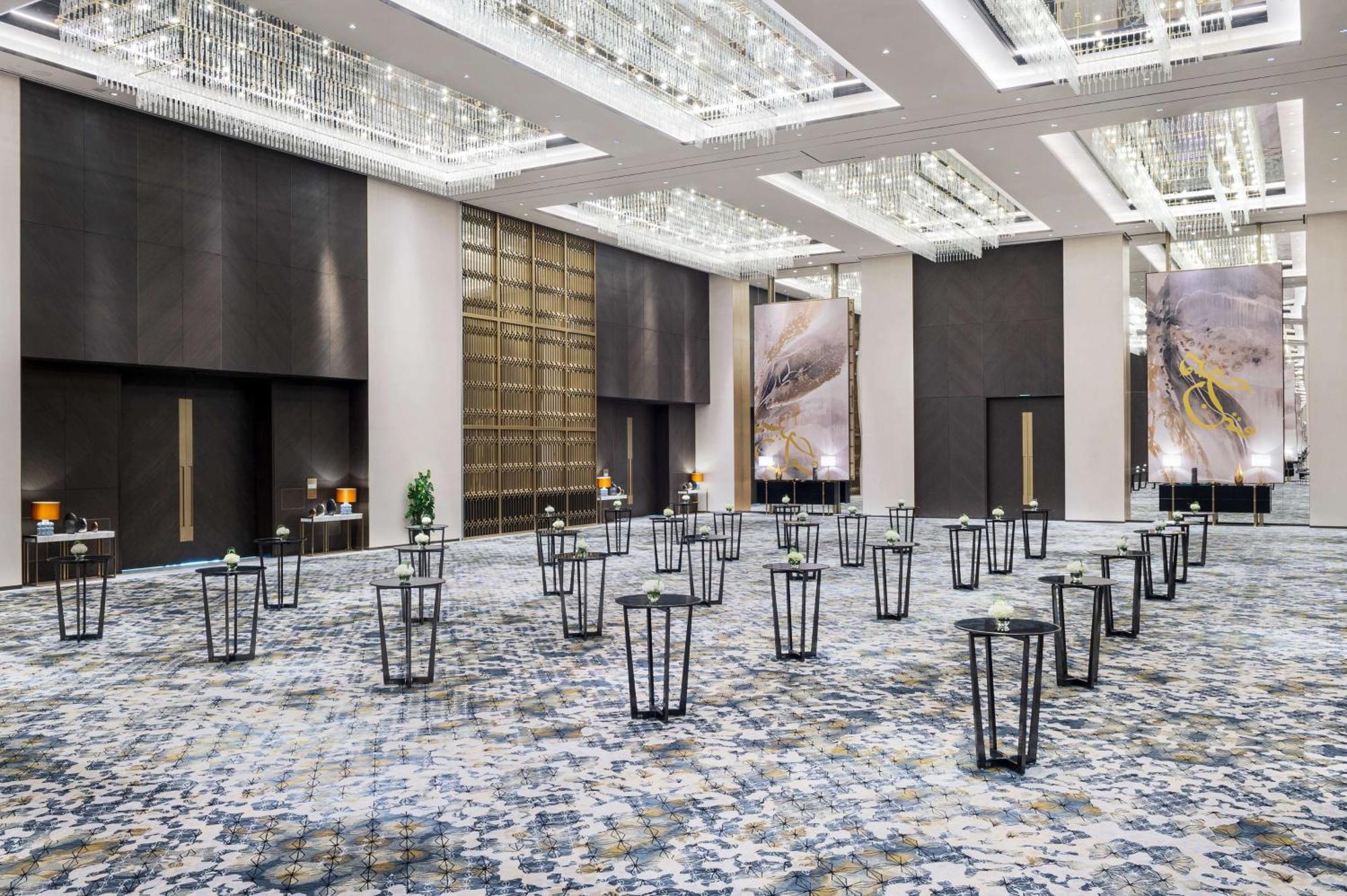 Waldorf Astoria Kuwait Hotel Kuwait City Bagian luar foto The Grand Ballroom