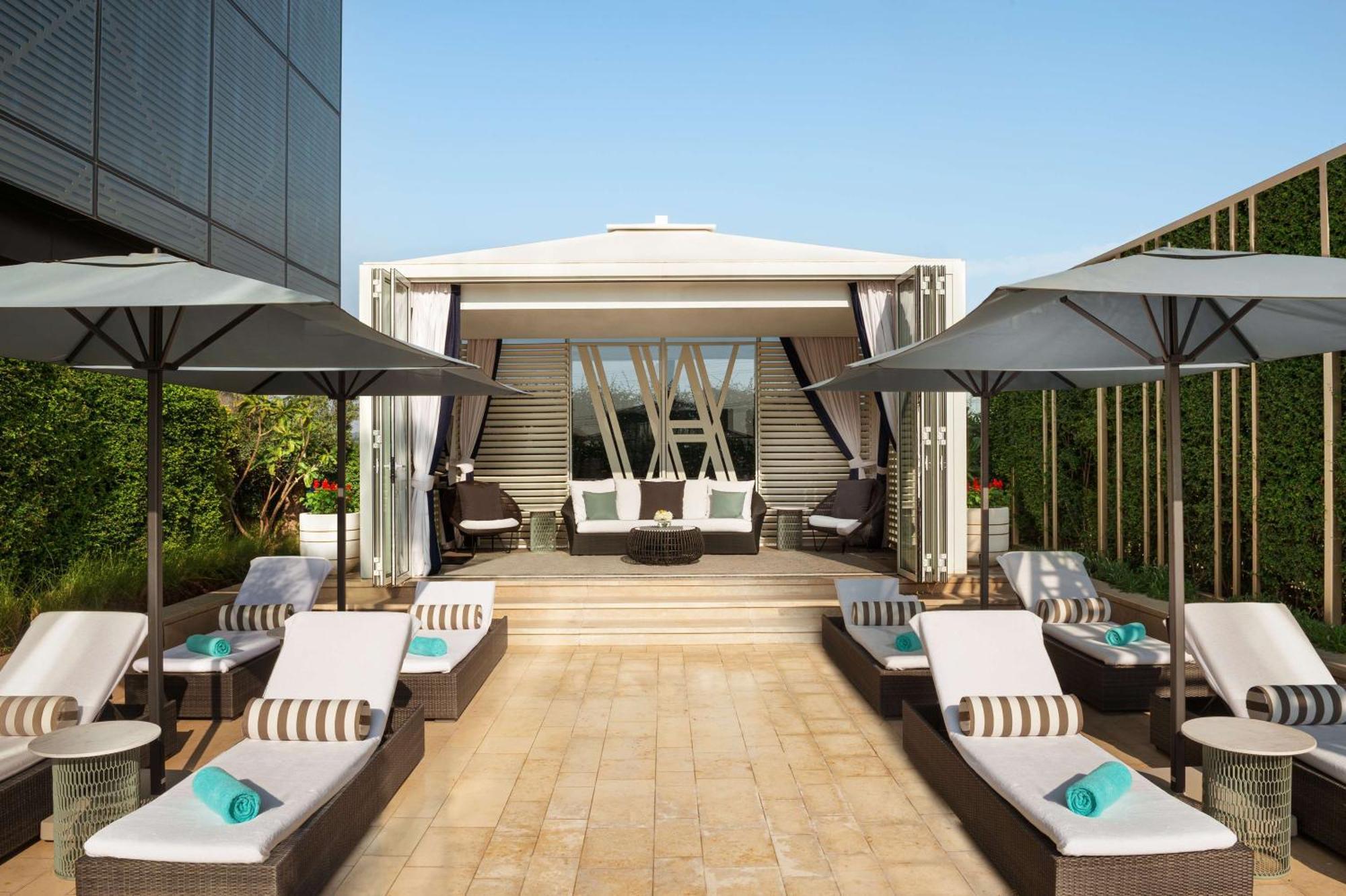 Waldorf Astoria Kuwait Hotel Kuwait City Bagian luar foto WET Pool